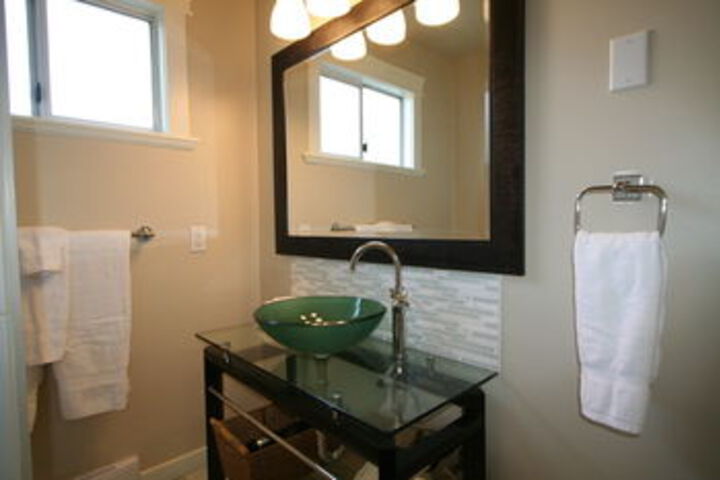 Room 4 of 101