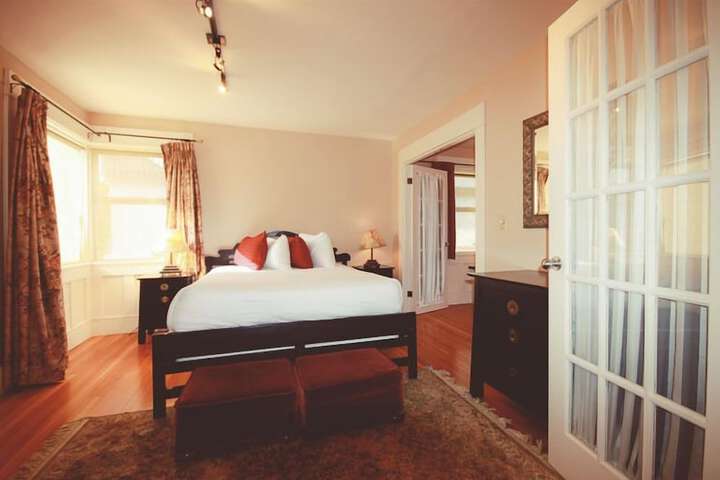 Room 11 of 60