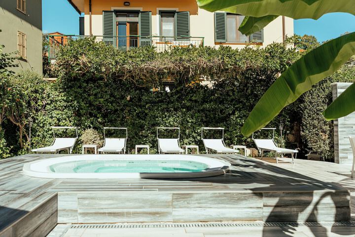 Pool 59 of 87