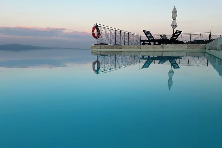 Pool 51 of 129
