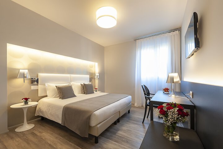 Room 15 of 47