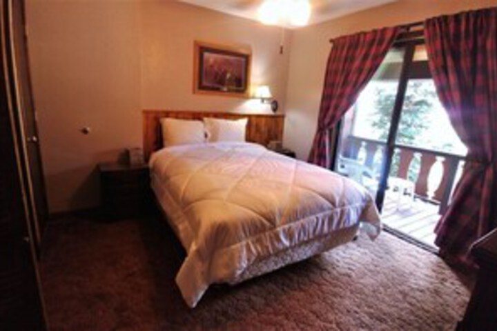 Room 16 of 16