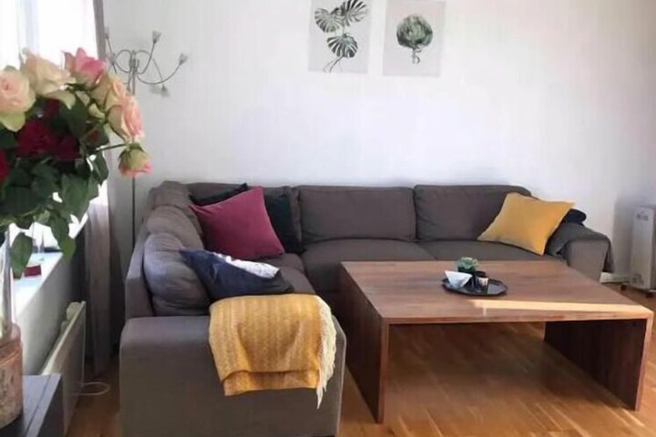 Room 6 of 15