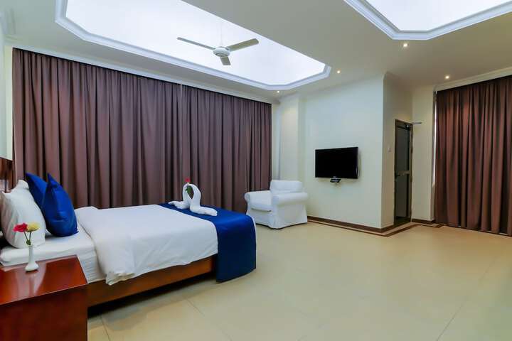 Room 22 of 64