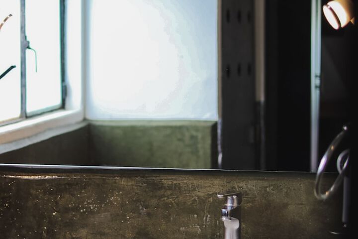 Room 20 of 29