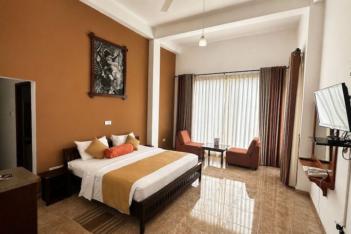 Room 15 of 34