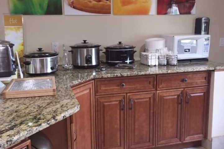 Breakfast/Coffee Service 45 of 54