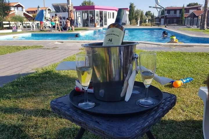 Pool 37 of 70