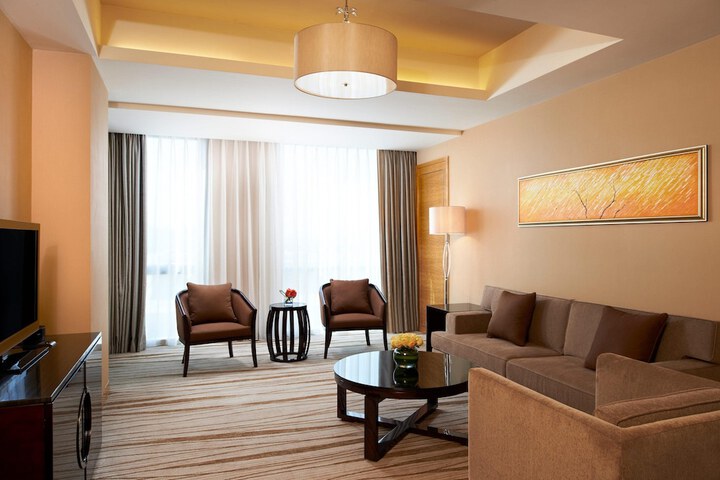 Room 10 of 23
