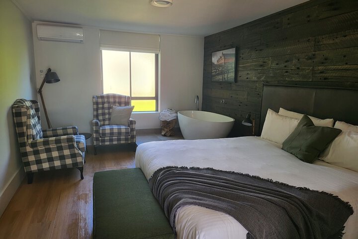 Room 18 of 49