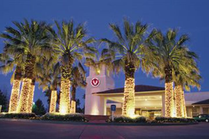 Red Lion Woodlake Hotel Sacramento in Sacramento, CA