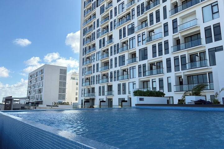 Pool 30 of 66