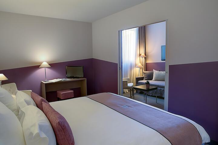 Room 20 of 44