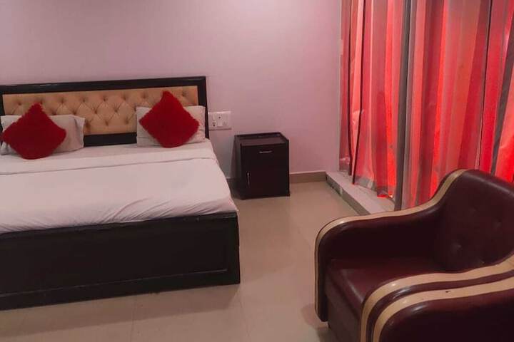 Room 20 of 34