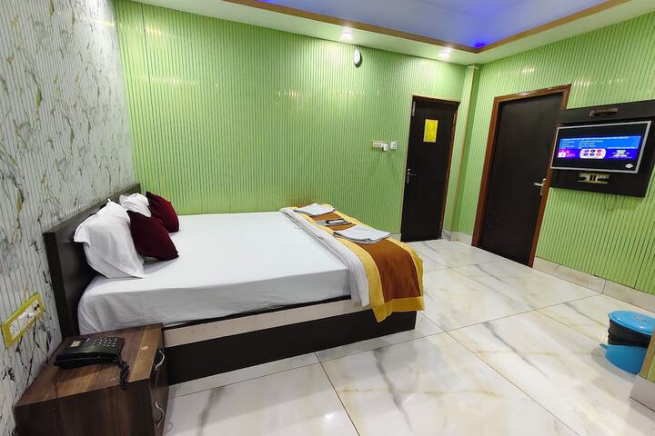 Room 45 of 70