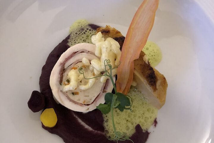 Dining 63 of 76