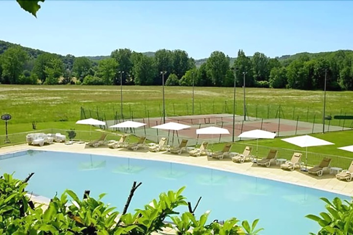 Pool 94 of 153
