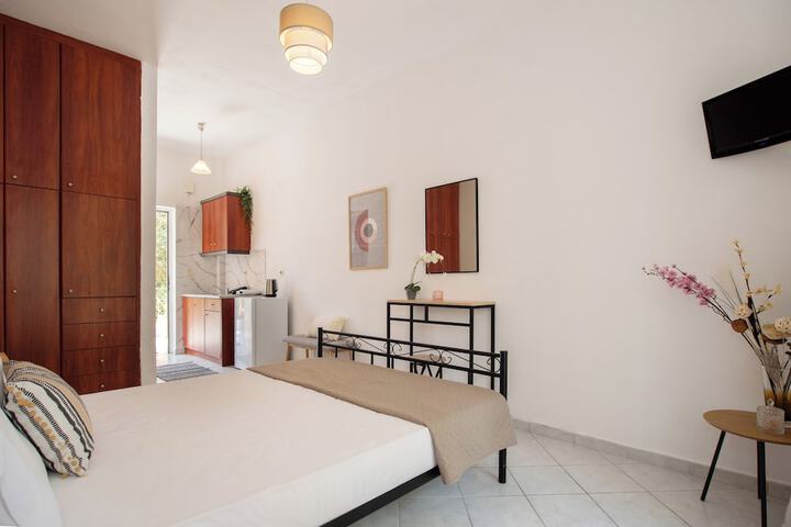 Room 7 of 73