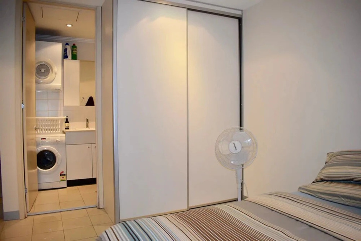 Room 2 of 12