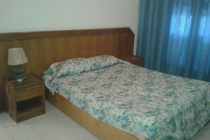 Room 25 of 66