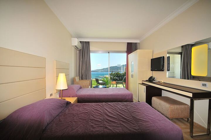 Room 5 of 54