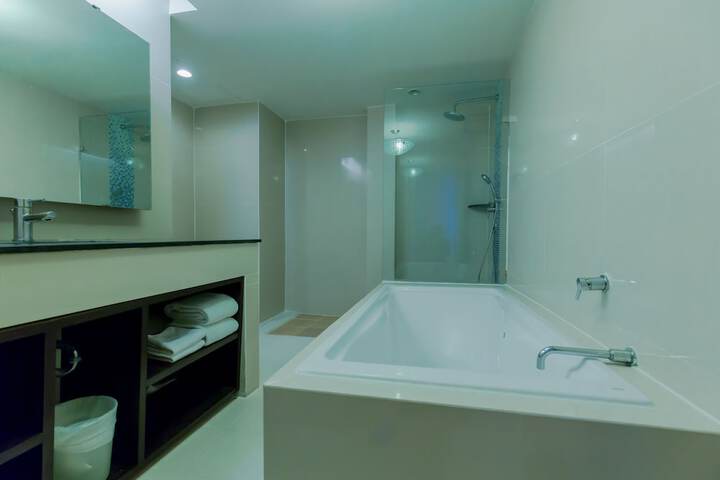 Room 29 of 71
