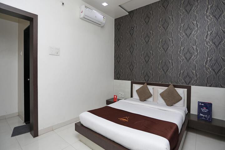 Hotel O Everest Inn Hotel