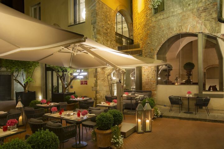 Terrace/Patio 67 of 76