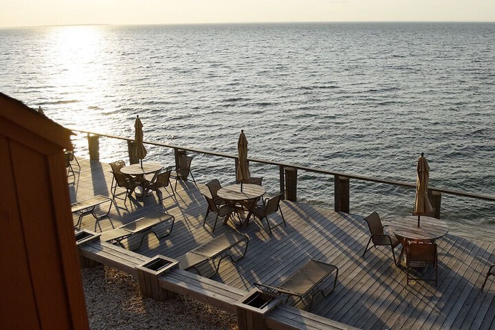 Sundeck 100 of 110