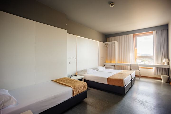 Room 18 of 69