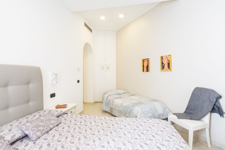 Room 17 of 75