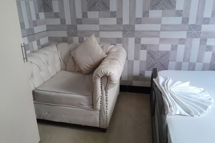 Room 29 of 38