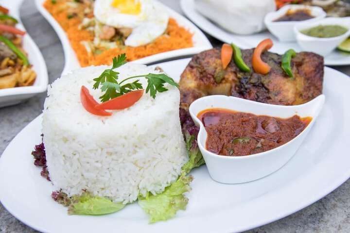 Dining 52 of 64