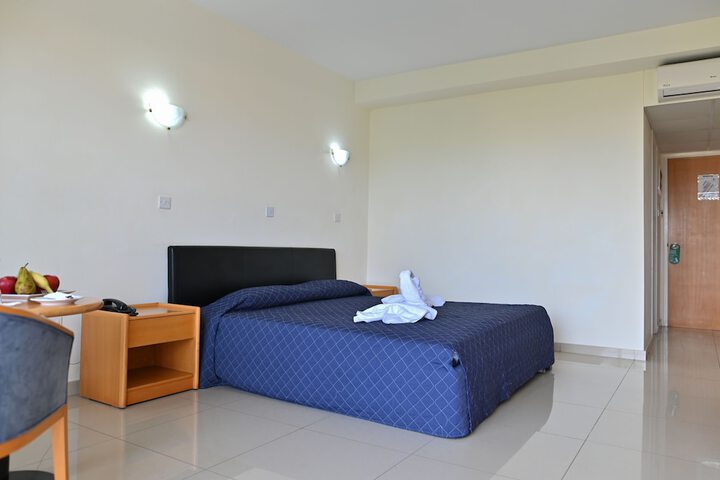 Room 7 of 31