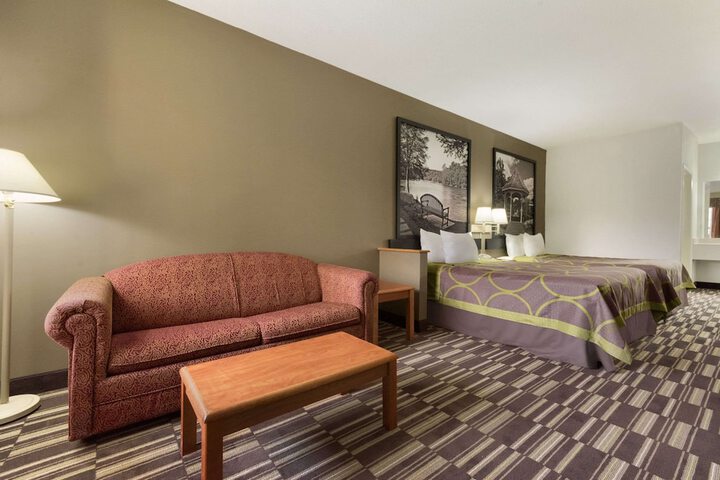 2 Double Beds (4 of 6)
