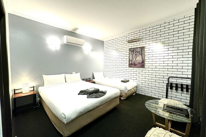 Room 20 of 30