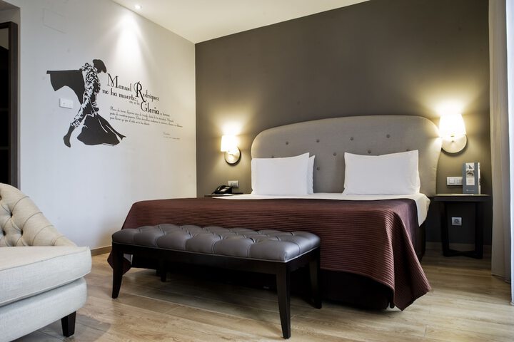 Room 28 of 59