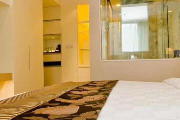 Room 109 of 166