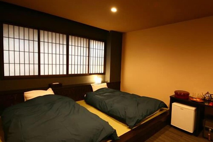Room 22 of 49
