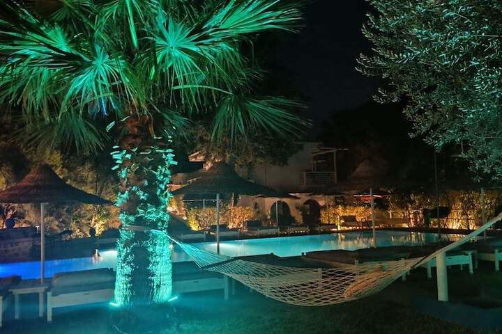 Pool 6 of 14
