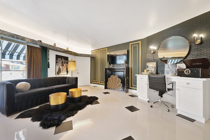 Room 62 of 151