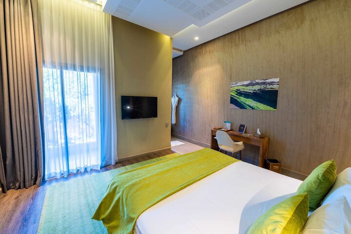 Room 34 of 85