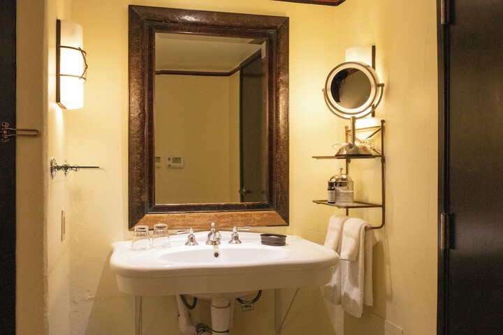 Clean Restrooms