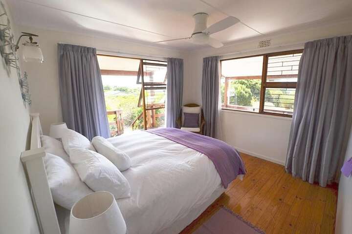 Room 8 of 22