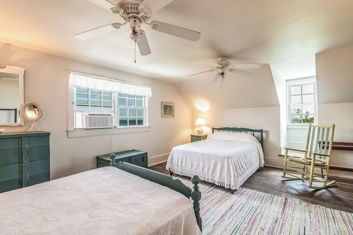 Room 571 of 759