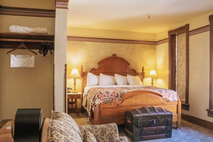 Room 15 of 150