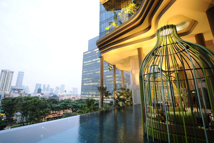 Hotel with Pool