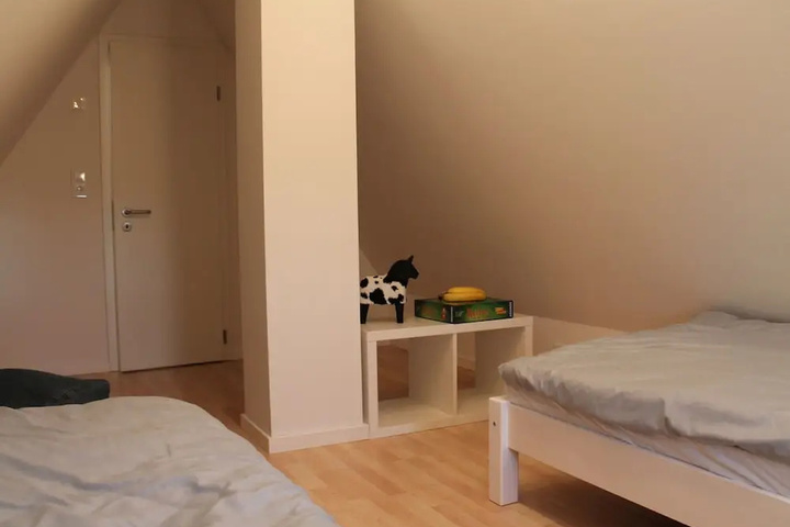 Room 3 of 19