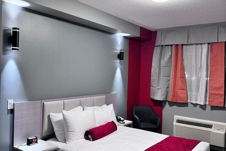Room 15 of 43