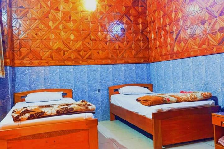 Room 19 of 41